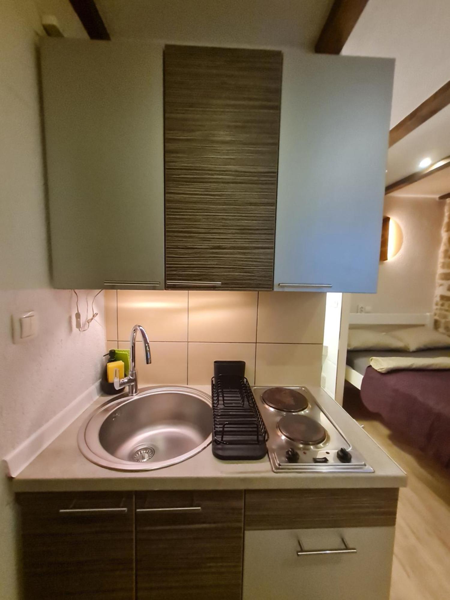 Rooms & Studio Apartments Šibenik Oda fotoğraf