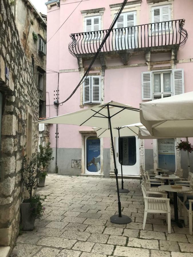 Rooms & Studio Apartments Šibenik Dış mekan fotoğraf